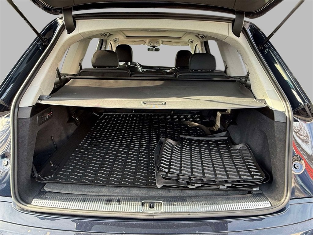 2023 Audi Q7 Prestige