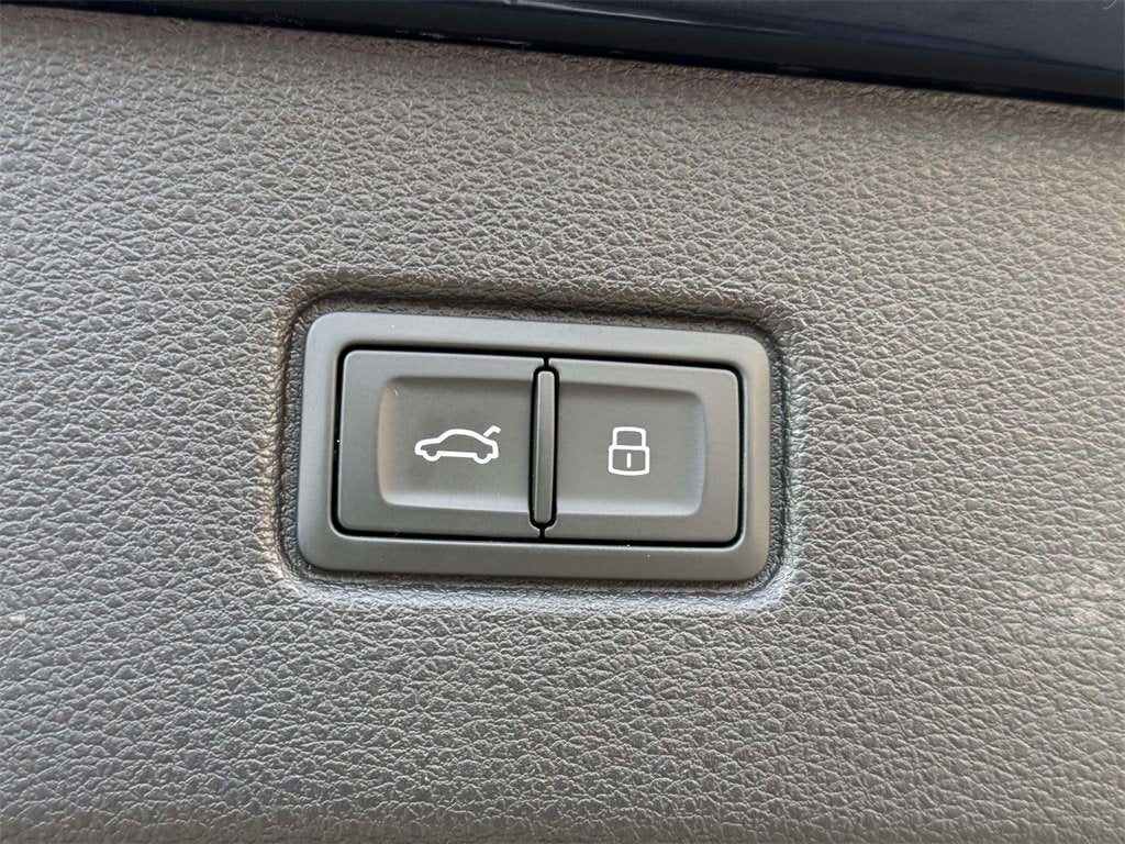 2023 Audi Q7 Prestige