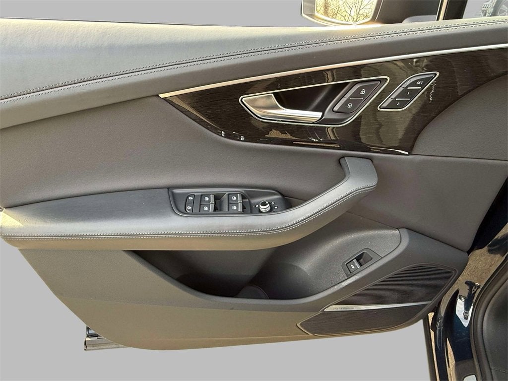 2023 Audi Q7 Prestige