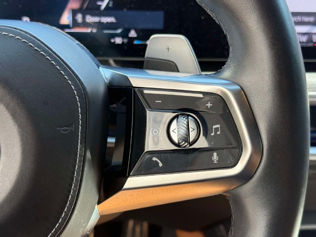 2023 BMW 7 Series 740i