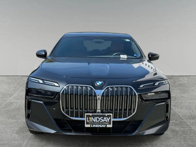 2023 BMW 7 Series 740i