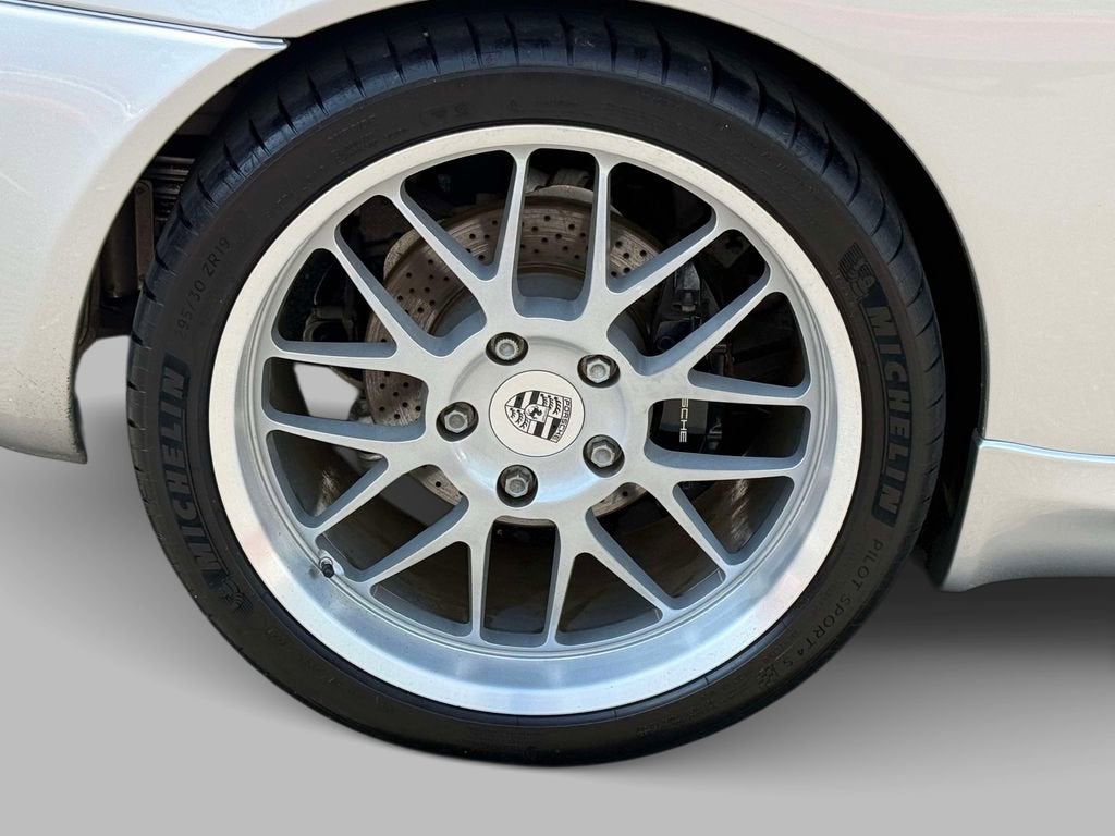 2005 Porsche 911 Carrera