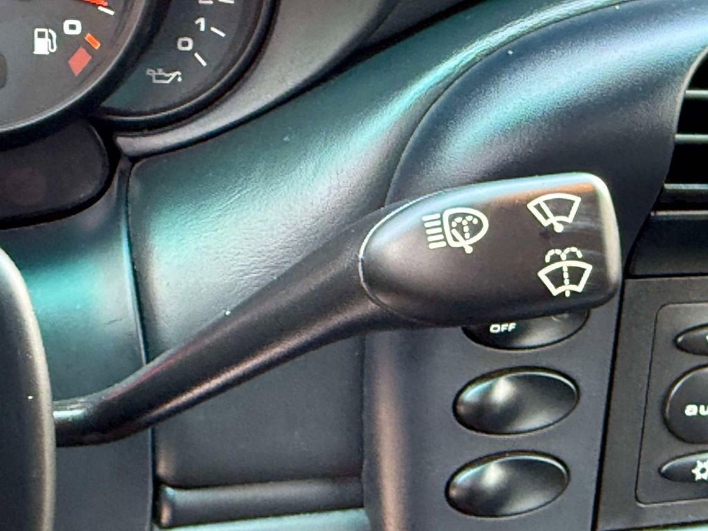 2005 Porsche 911 Carrera