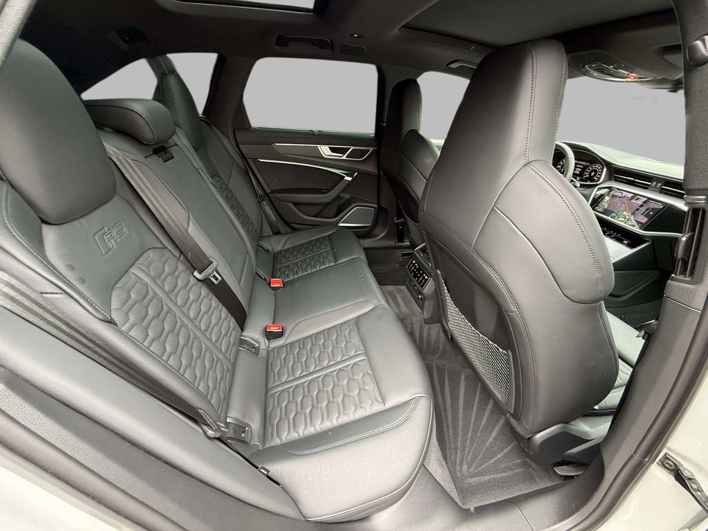 2024 Audi RS 6 Avant performance