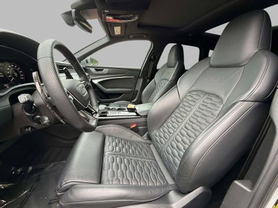 2024 Audi RS 6 Avant performance