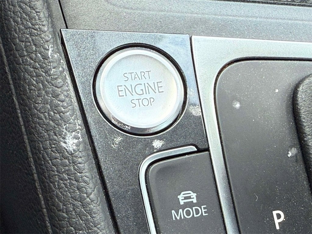 2019 Volkswagen e-Golf SE