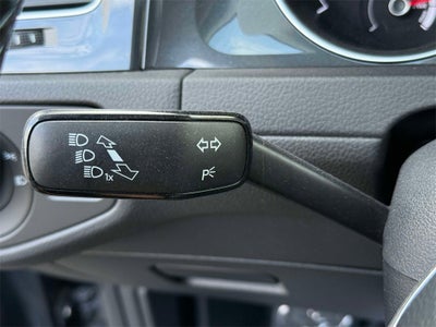 2019 Volkswagen e-Golf SE