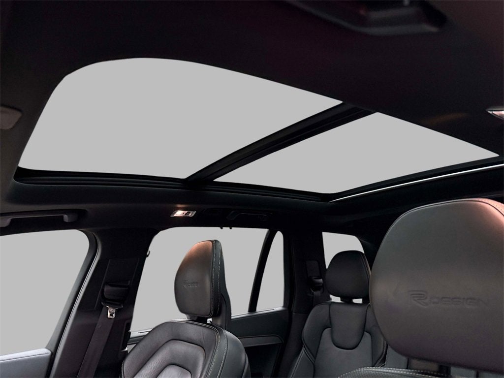 2020 Volvo XC90 R-Design