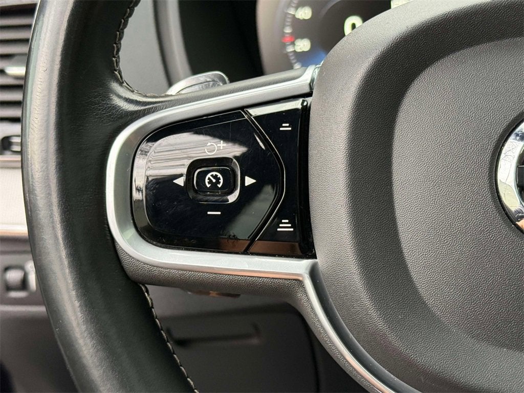 2020 Volvo XC90 R-Design