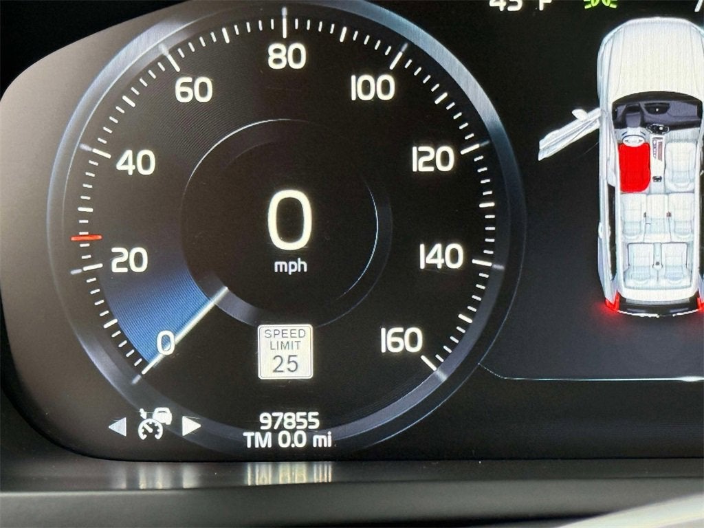 2020 Volvo XC90 R-Design