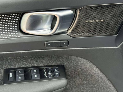 2022 Volvo XC40 Recharge Pure Electr Twin Ultimate
