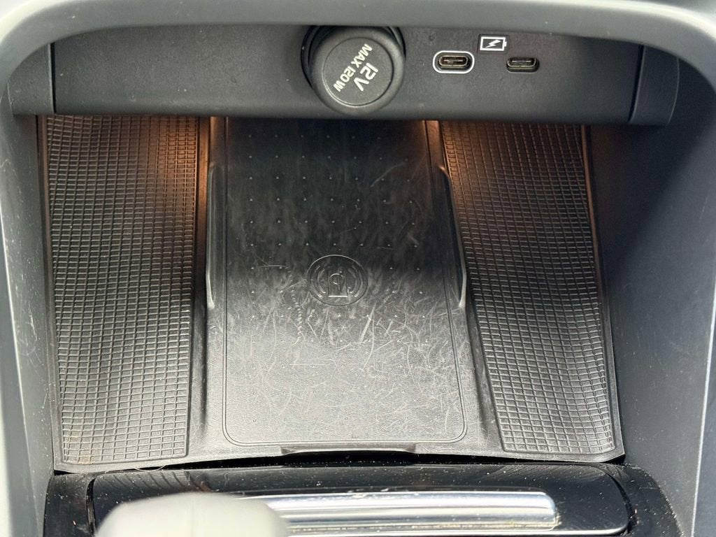 2022 Volvo XC40 Recharge Pure Electr Twin Ultimate