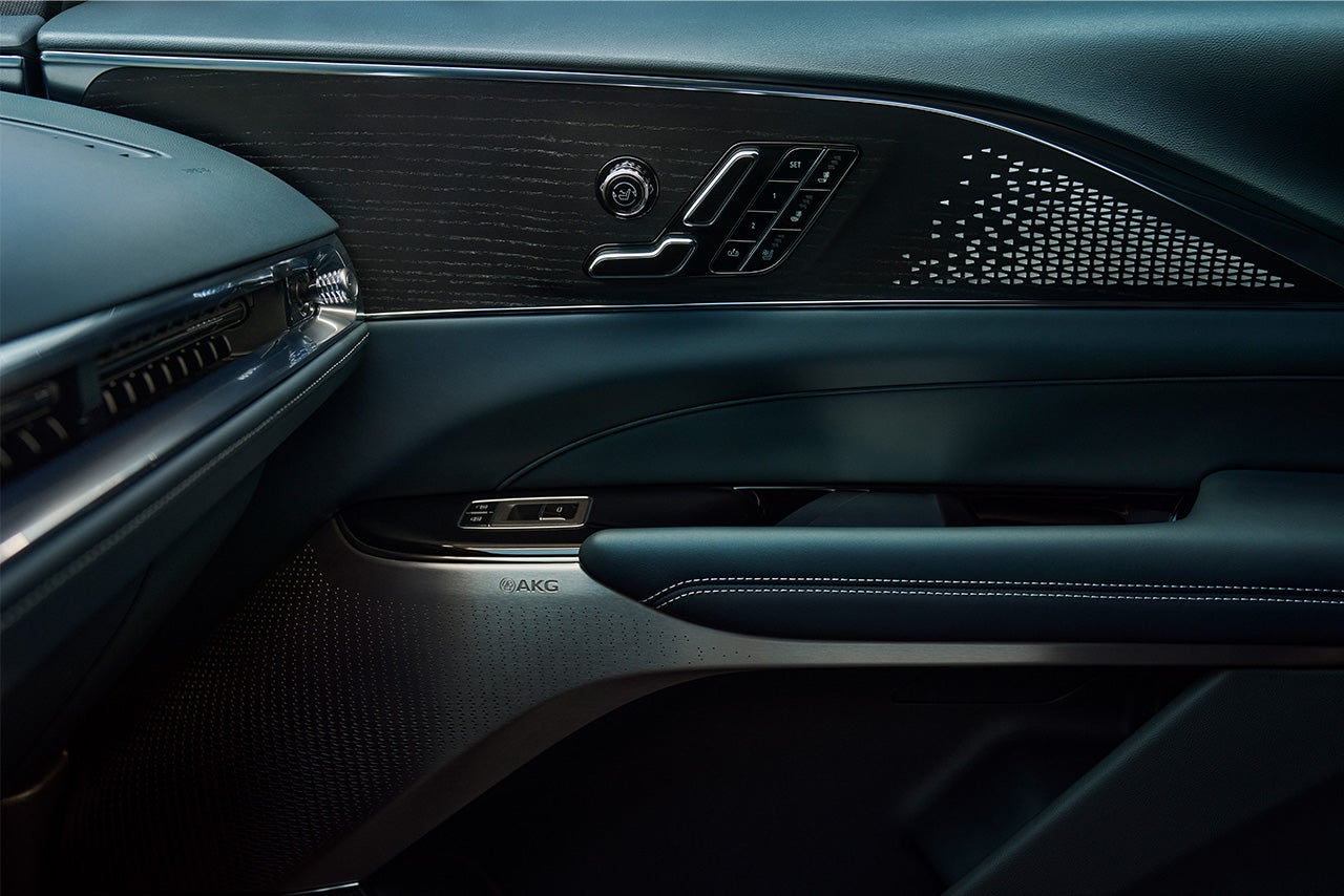 Lindsay Cadillac of Alexandria in Alexandria VA